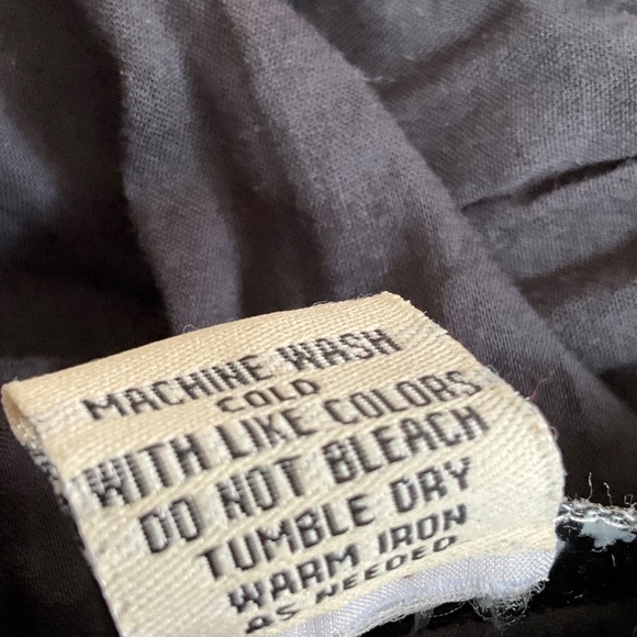 Flutterbye blouse with ruffles and tie waist - Picture 5 of 5